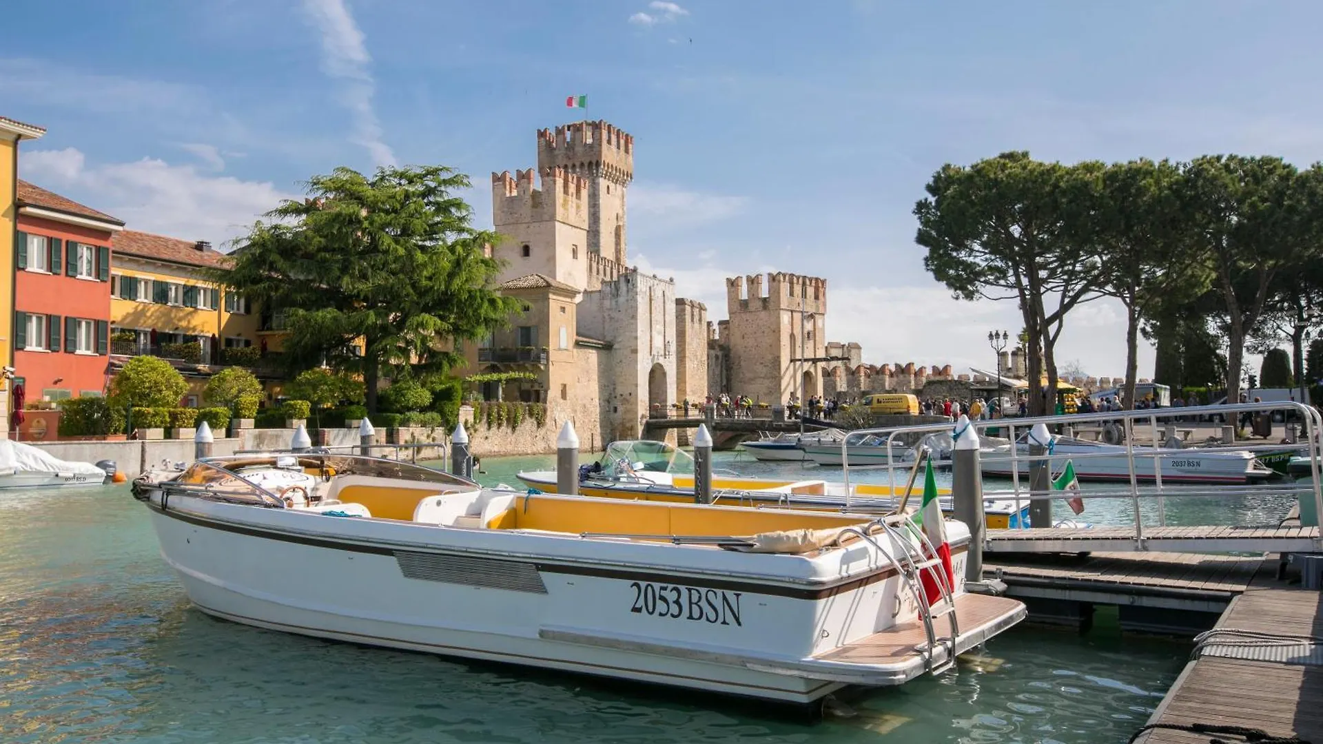 Villa Fiorita Apartments Sirmione 0*,  Italien